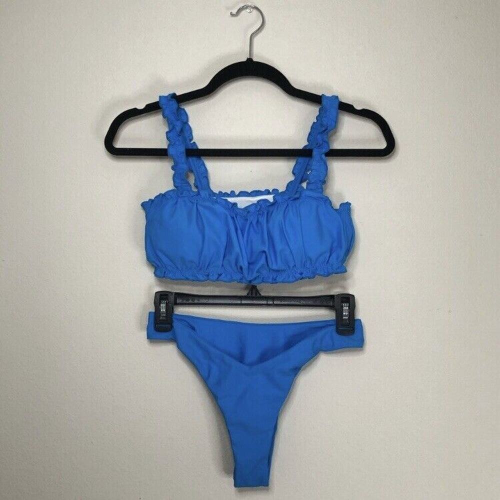 NWOT Womens Size Small Two Piece Bikini Swimwear Feminine Summer Ruffle Vacation